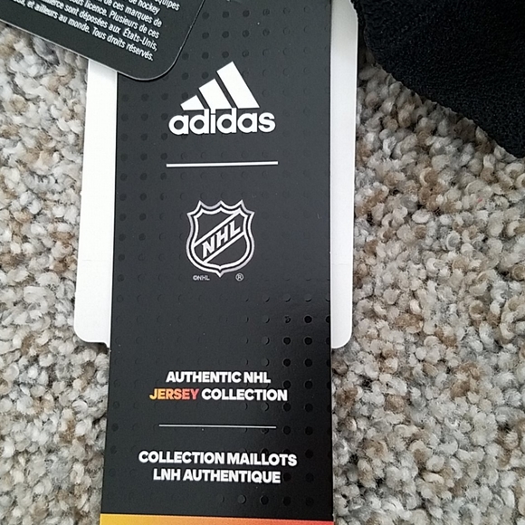 Adidas NHL Chicago Blackhawks Jersey NWT - Picture 9 of 12